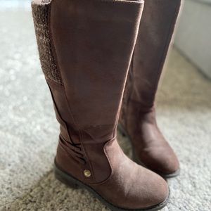 BareTrap boots- worn few times